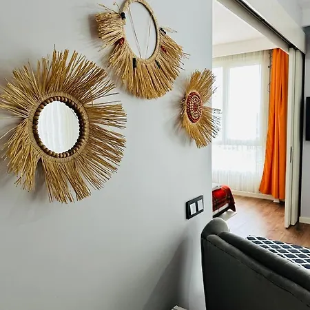 High Floor Lux Apartment *